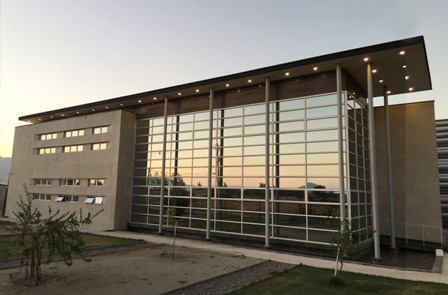 Edificio Corporativo y Centro Distribución Unión Química